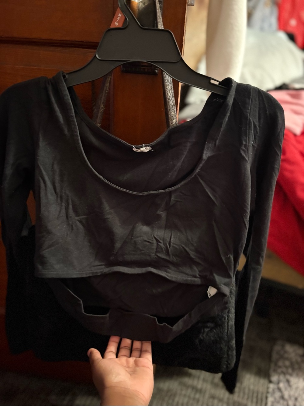 Black Long-Sleeve Scoop-Neck Crop Top